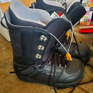 Burton men's snowboarding boots